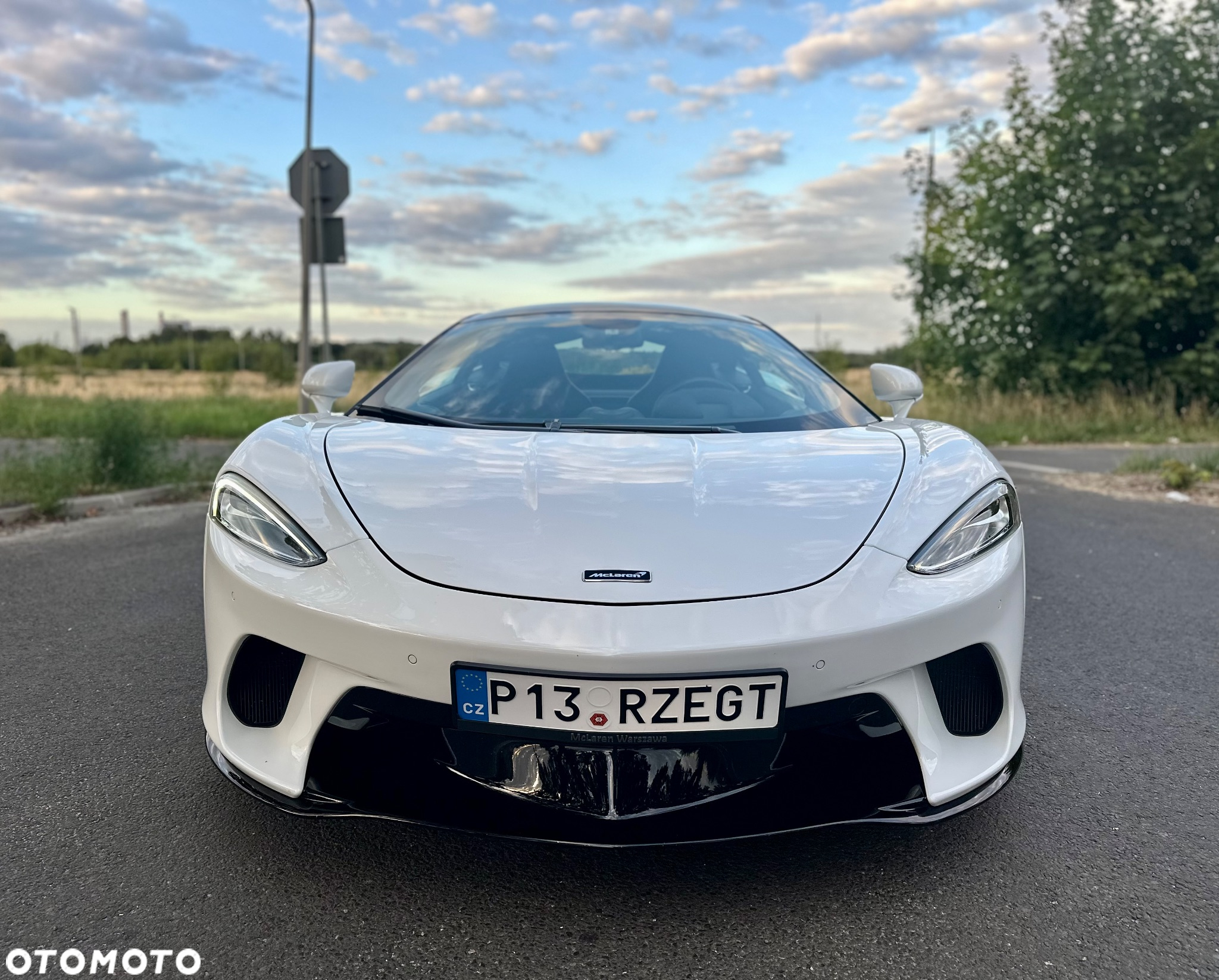 McLaren GT Standard - 6