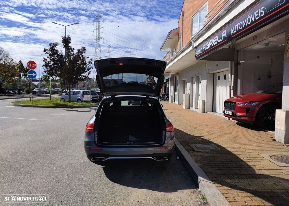 Mercedes-Benz E 43 AMG 4-Matic - 11