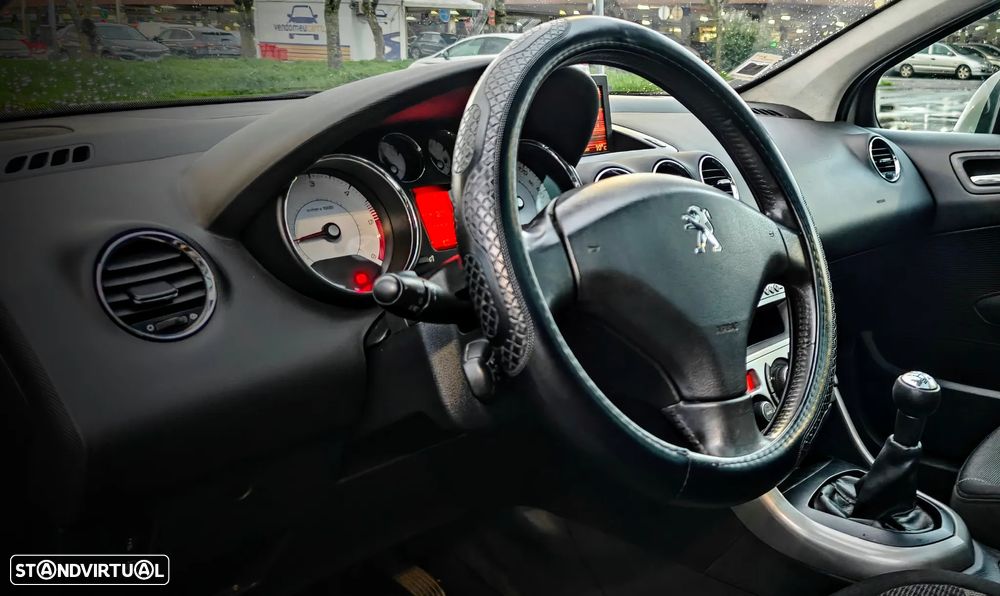 Peugeot 308 SW e-HDi 115 Stop & Start Nível 2 Business-Line - 9