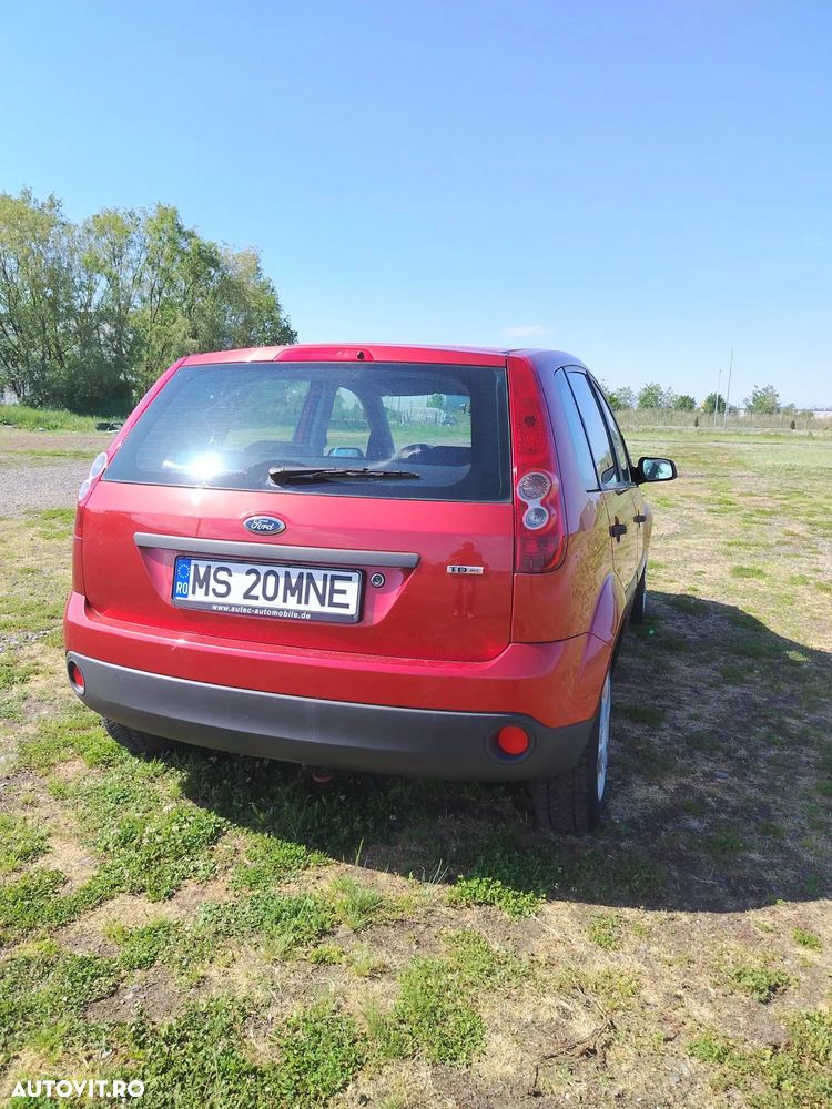 Ford Fiesta 1.6TDCI Ghia - 4