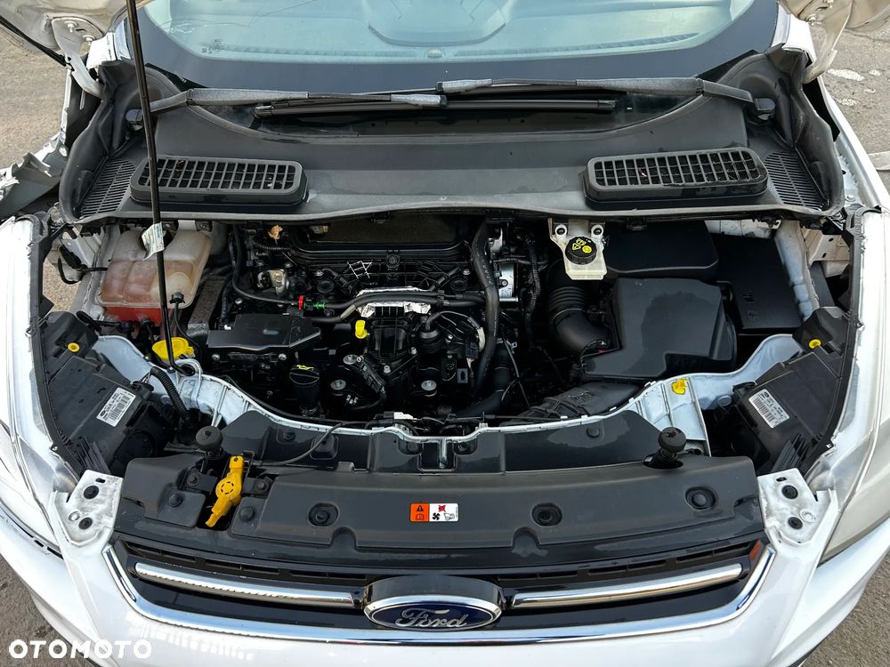 Ford Kuga - 10