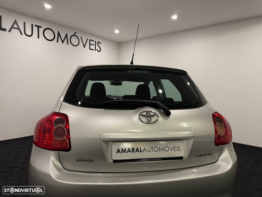 Toyota Auris 1.4 D-4D Sol - 18