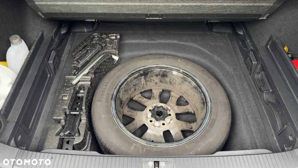Volkswagen Passat Variant - 28