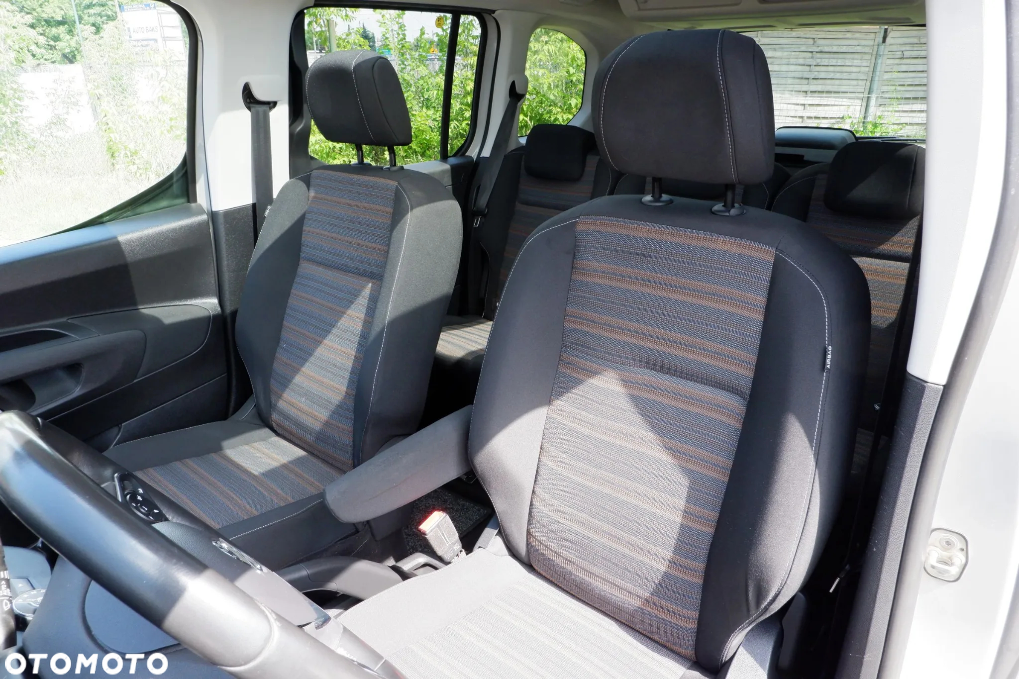 Opel Combo Life 1.5 D Automatik Start/Stop Innovation - 28