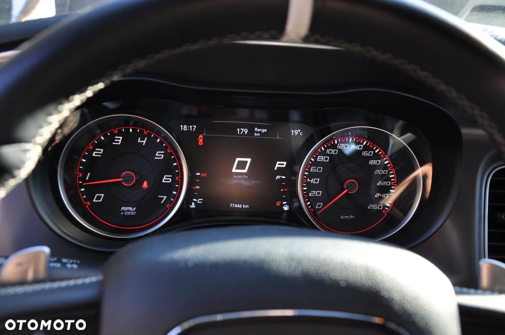 Dodge Charger 5.7 R/T - 8