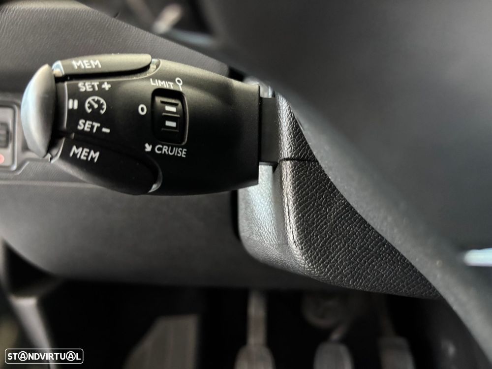 Peugeot 308 SW 1.5 BlueHDi Allure EAT6 - 17