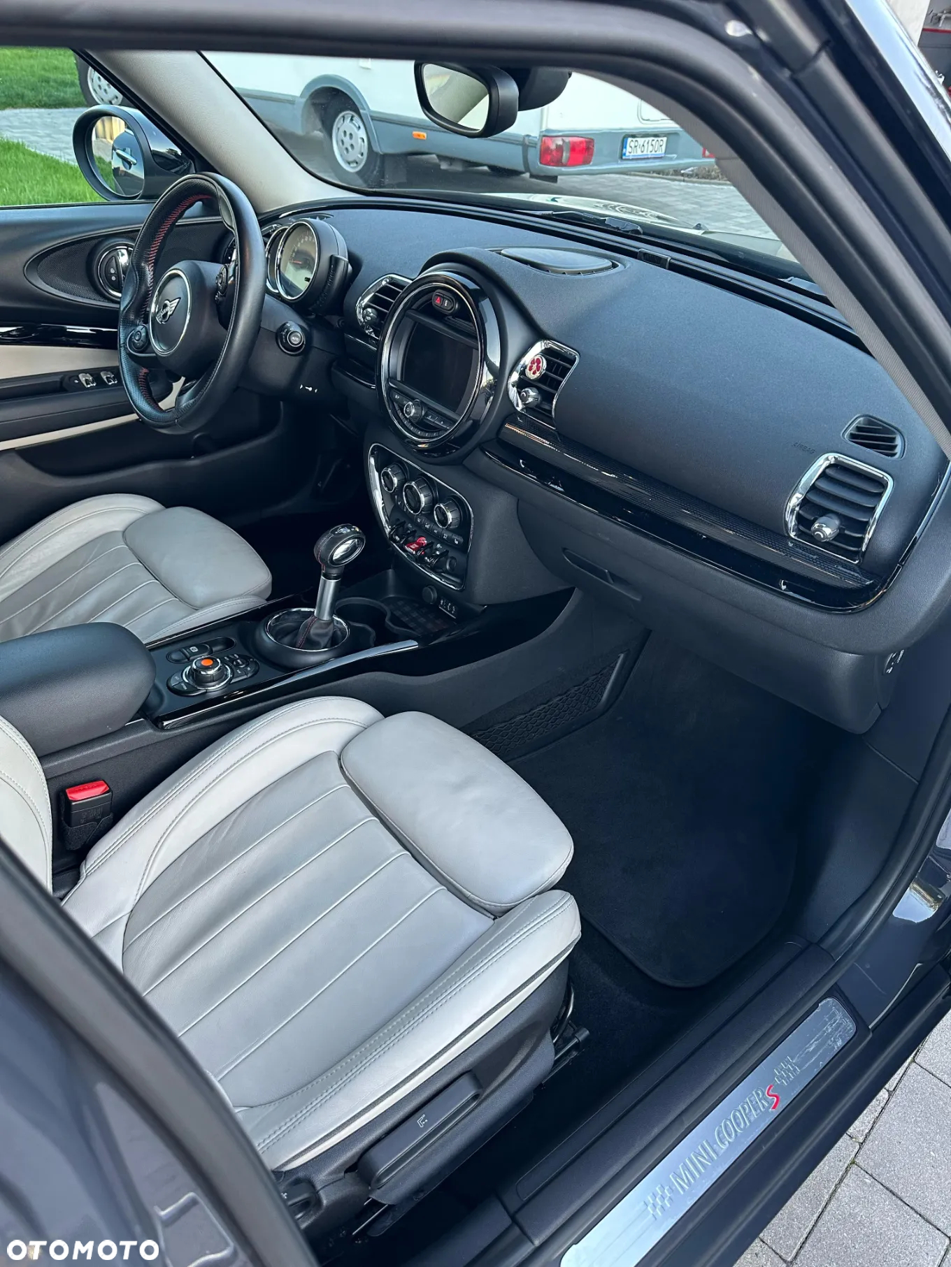 MINI Clubman Cooper SD - 16