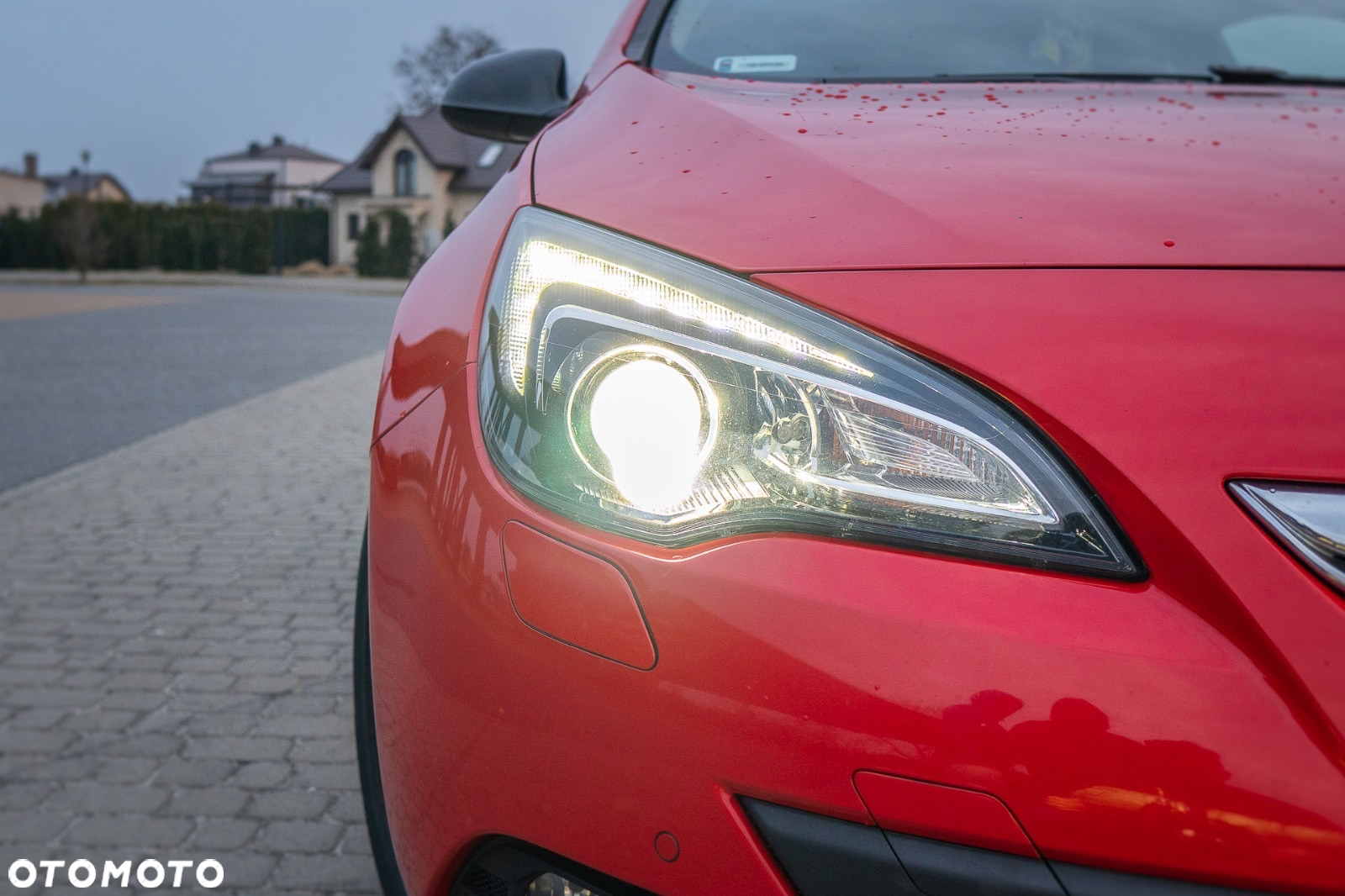 Opel Astra IV GTC 1.4 T Sport S&S EU6 - 8