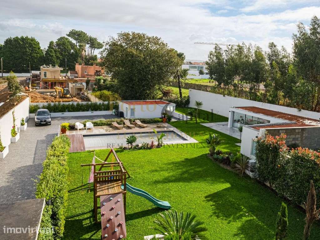 MORADIA DE LUXO, COM PISCINA AQUECIDA EM | GULPILHARES e VALADARES ... - Grande imagem: 2/48