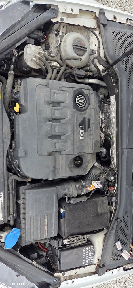 Volkswagen Golf 2.0 TDI BMT Comfortline - 23