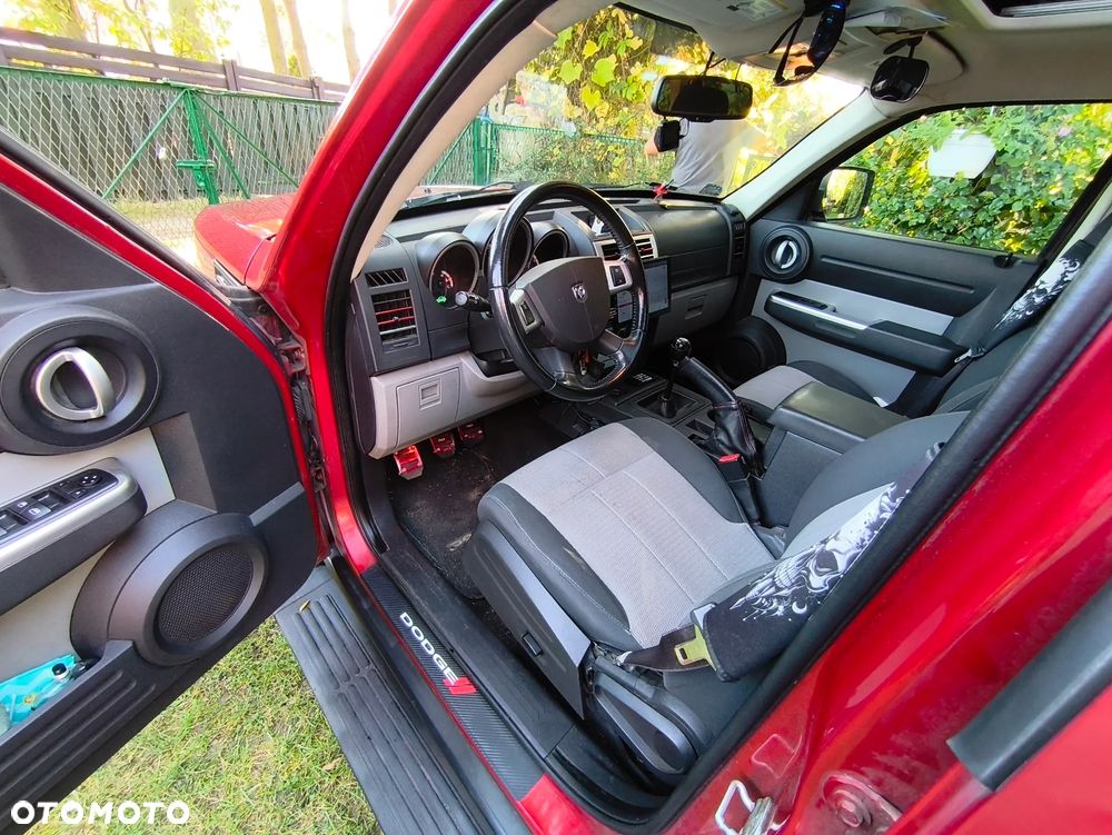 Dodge Nitro 2.8 CRD SE - 16