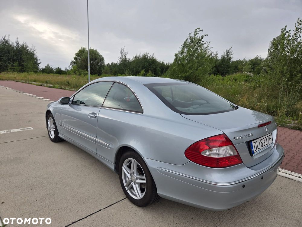 Mercedes-Benz CLK 220 CDI Automatik Elegance - 2