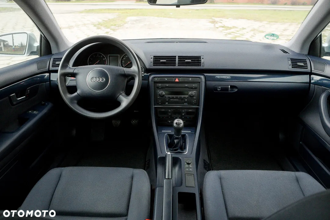 Audi A4 Avant 1.8T Quattro - 25