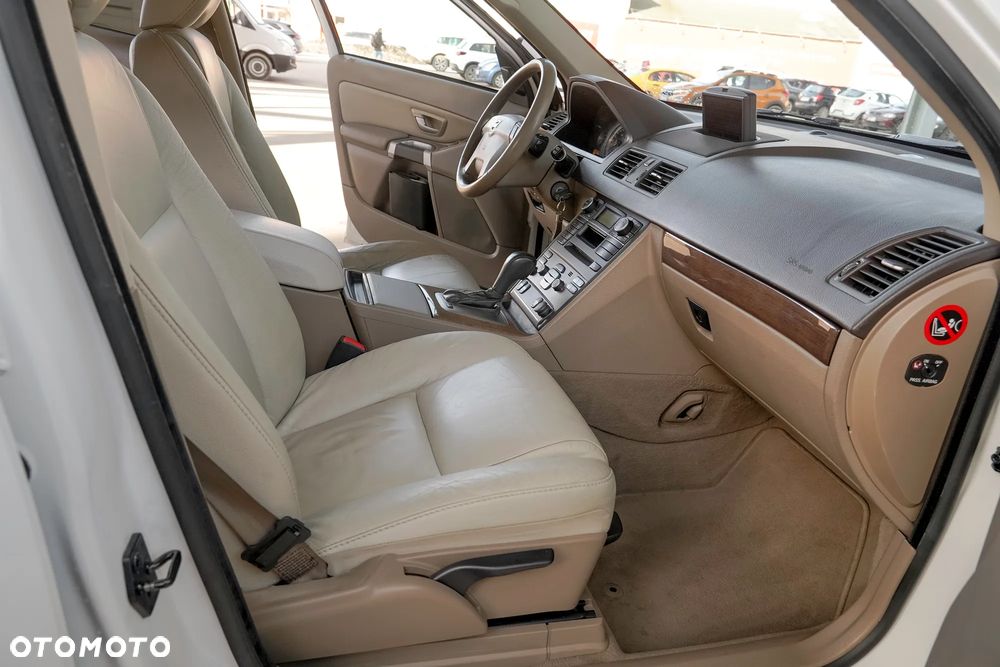 Volvo XC 90 3.2 Executive - 16