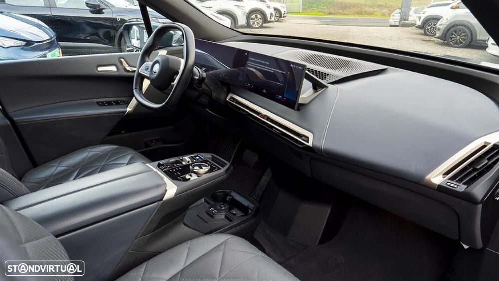 BMW iX xDrive 40 Pack Desportivo - 24