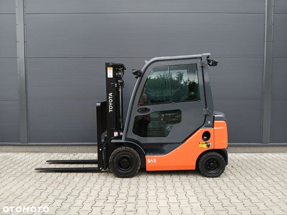 Toyota 42-8FDF15 - 9