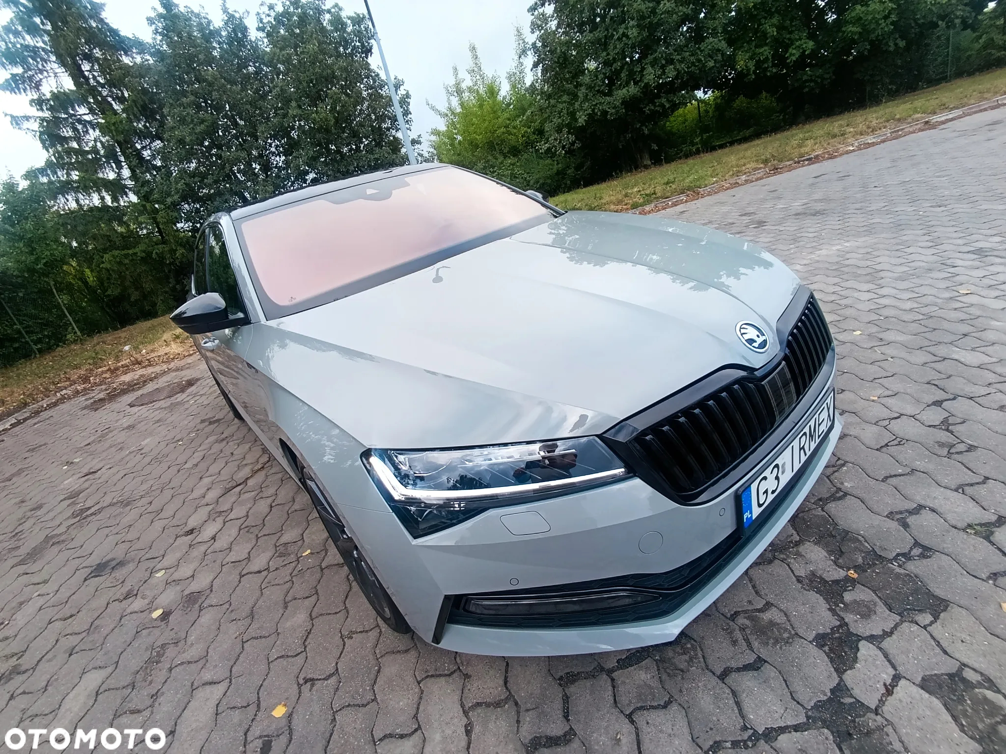 Skoda Superb 2.0 TDI SCR Sportline DSG - 31