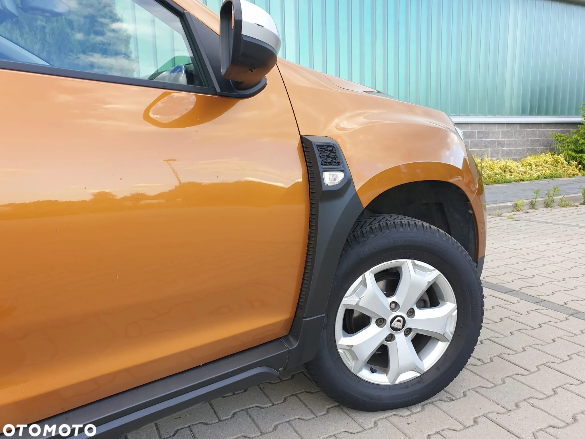 Dacia Duster 1.6 SCe Prestige - 23