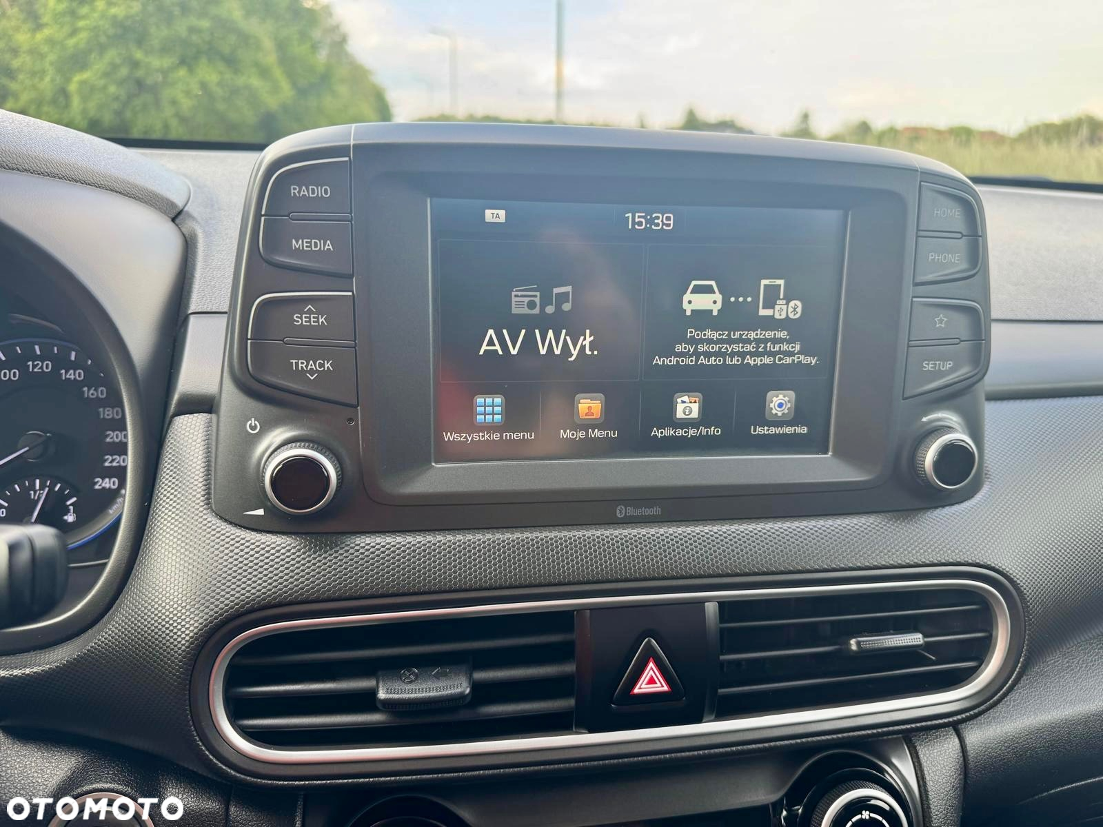 Hyundai Kona - 16
