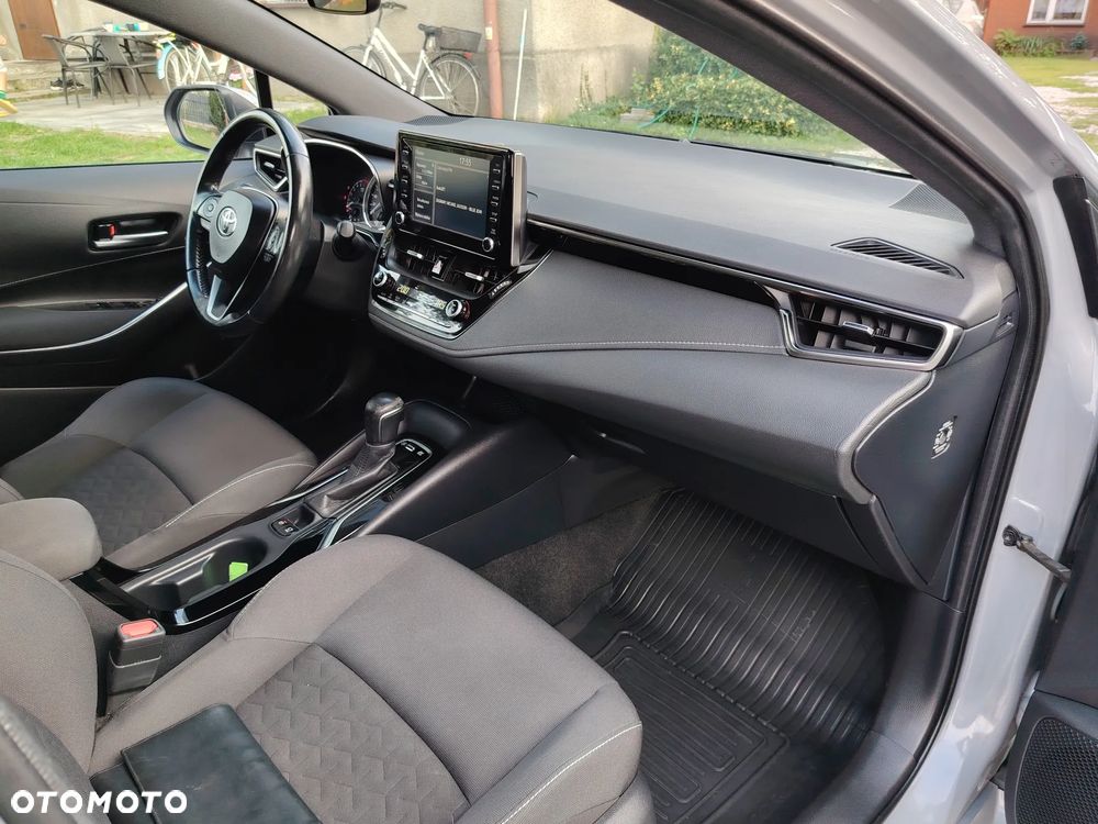 Toyota Corolla 1.8 Hybrid Comfort - 40