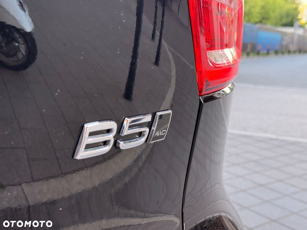 Volvo XC 40 B5 B AWD Momentum Pro - 11