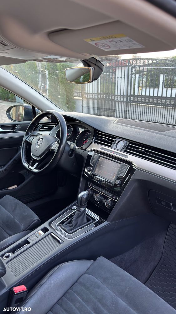 Volkswagen Passat 2.0 TDI DSG (BlueMotion Technology) Comfortline - 14
