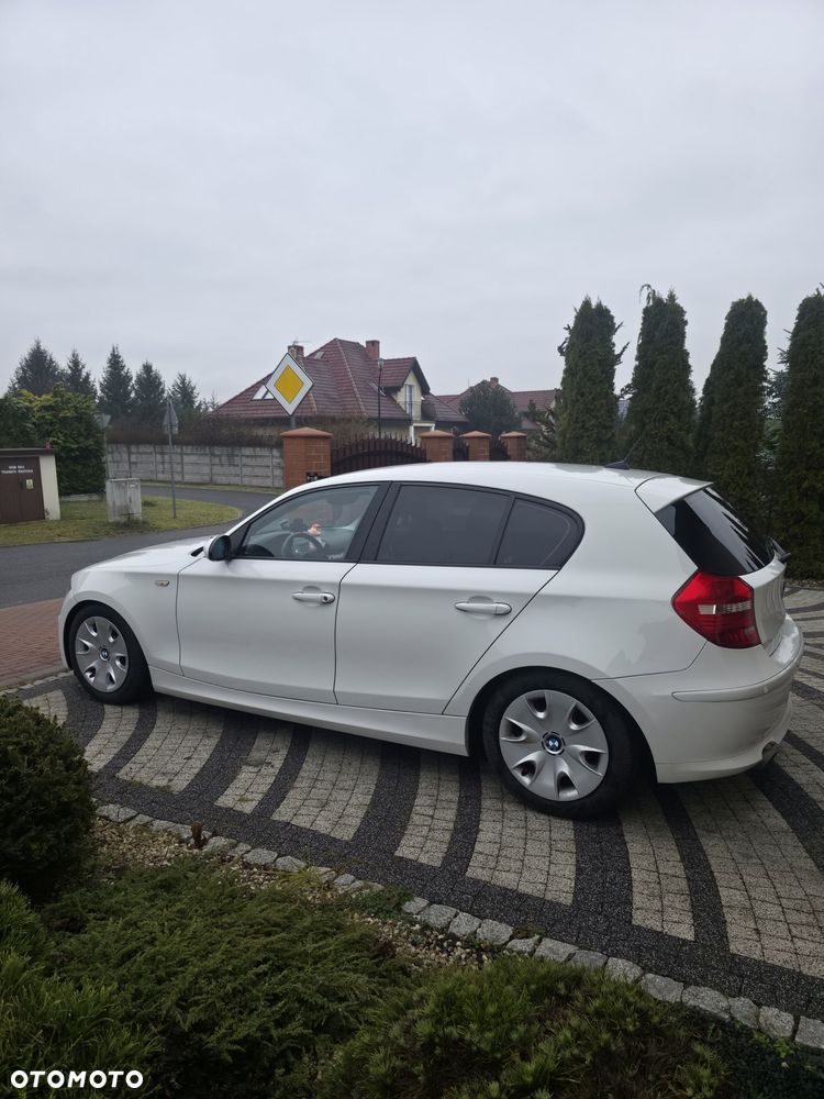 BMW Seria 1 - 17