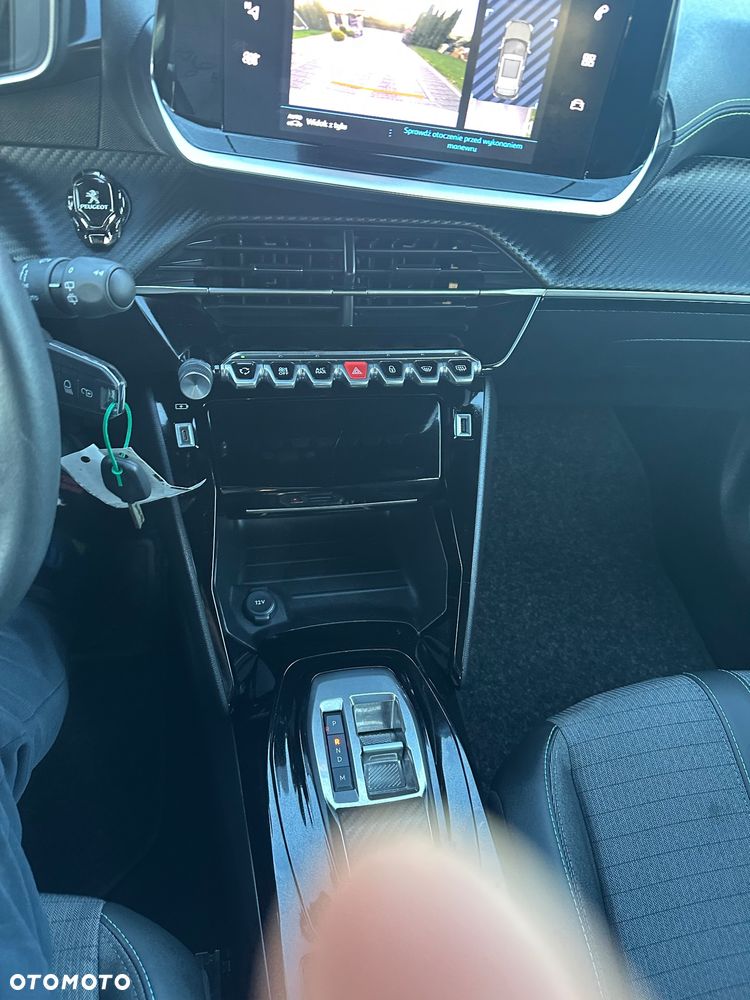 Peugeot 2008 BlueHDi 130 EAT8 Allure - 19