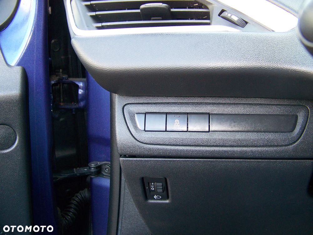 Peugeot 208 95 VTI Allure - 18