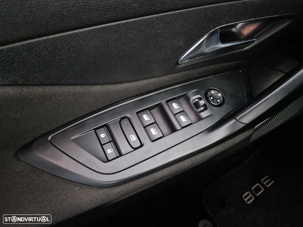 Peugeot 308 SW 1.2 PureTech Active Pack - 43