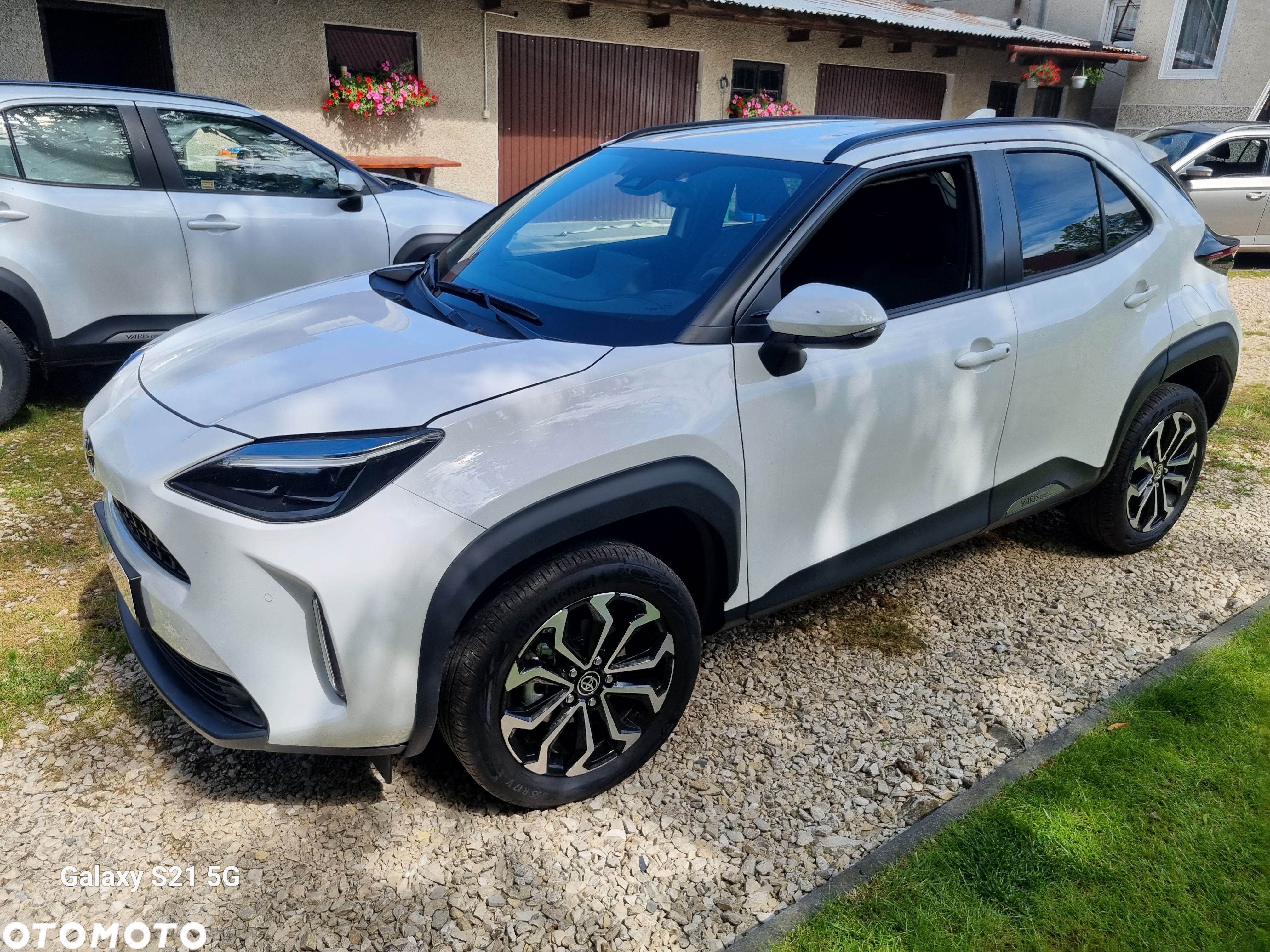 Toyota C-HR 1.8 Hybrid Executive - 1