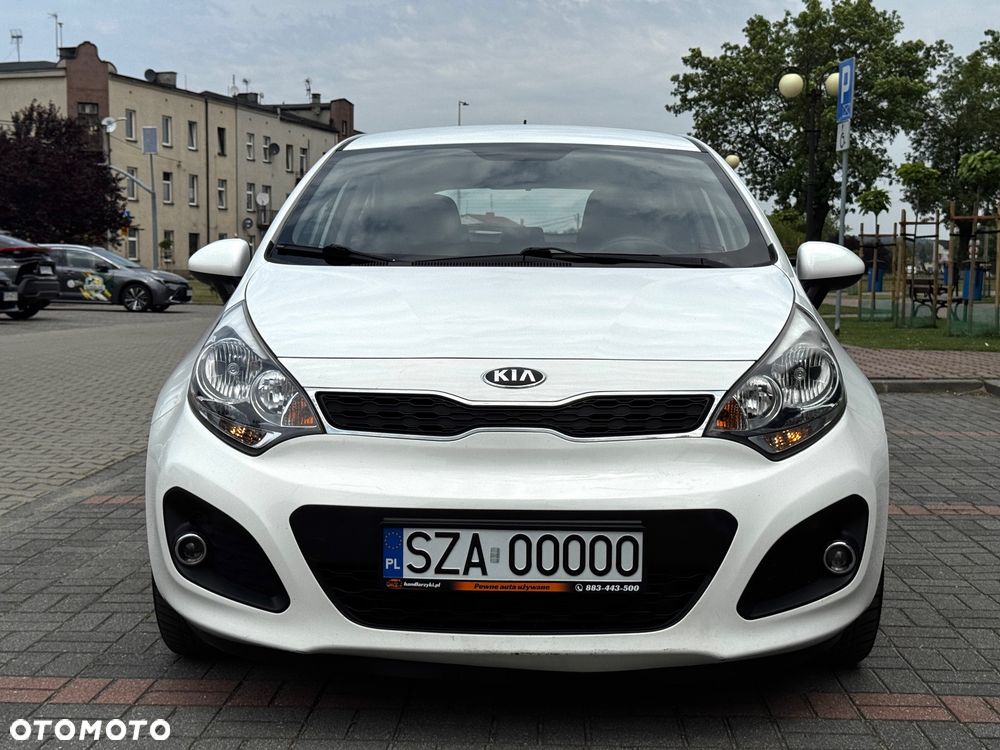 Kia Rio 1.4 L - 3