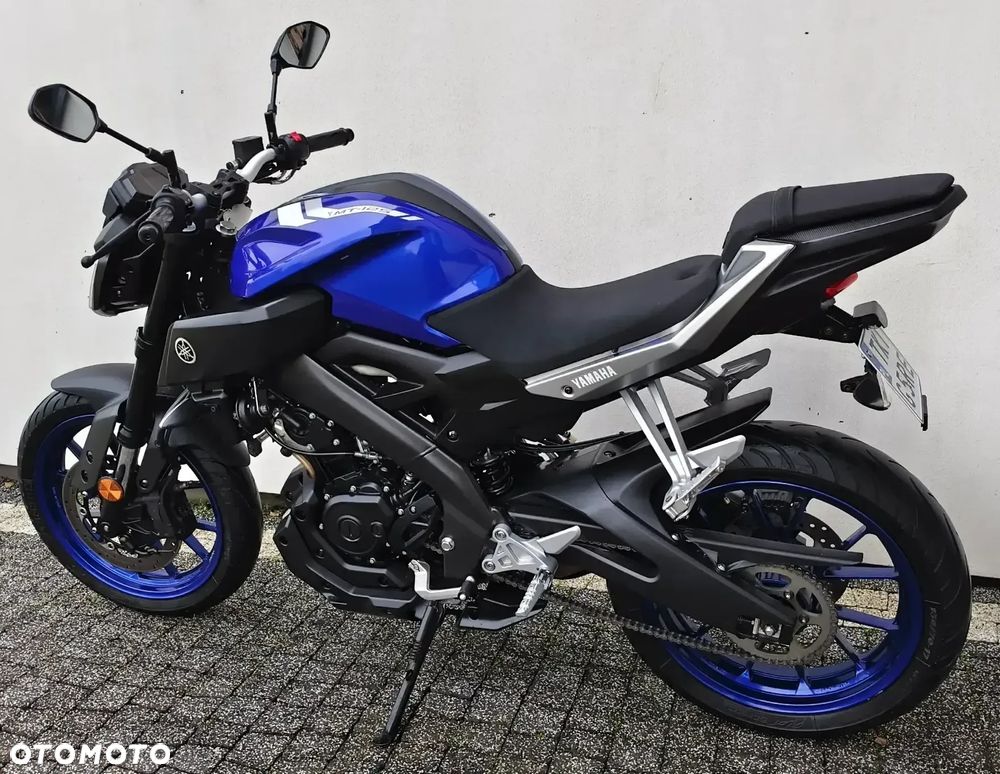 Yamaha MT - 2