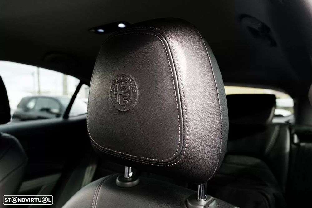 Alfa Romeo Stelvio 2.2 D Super AT8 - 31