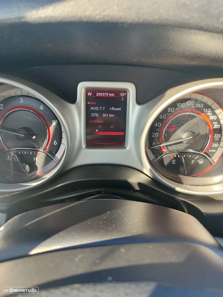 Fiat Freemont 2.0 M-Jet Urban - 10