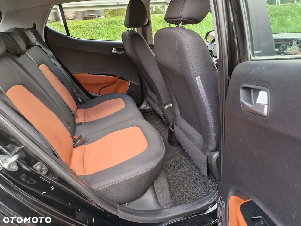 Hyundai i10 - 16