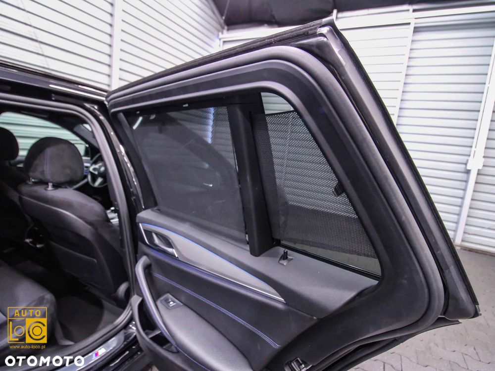 BMW Seria 5 520d M Sport - 37