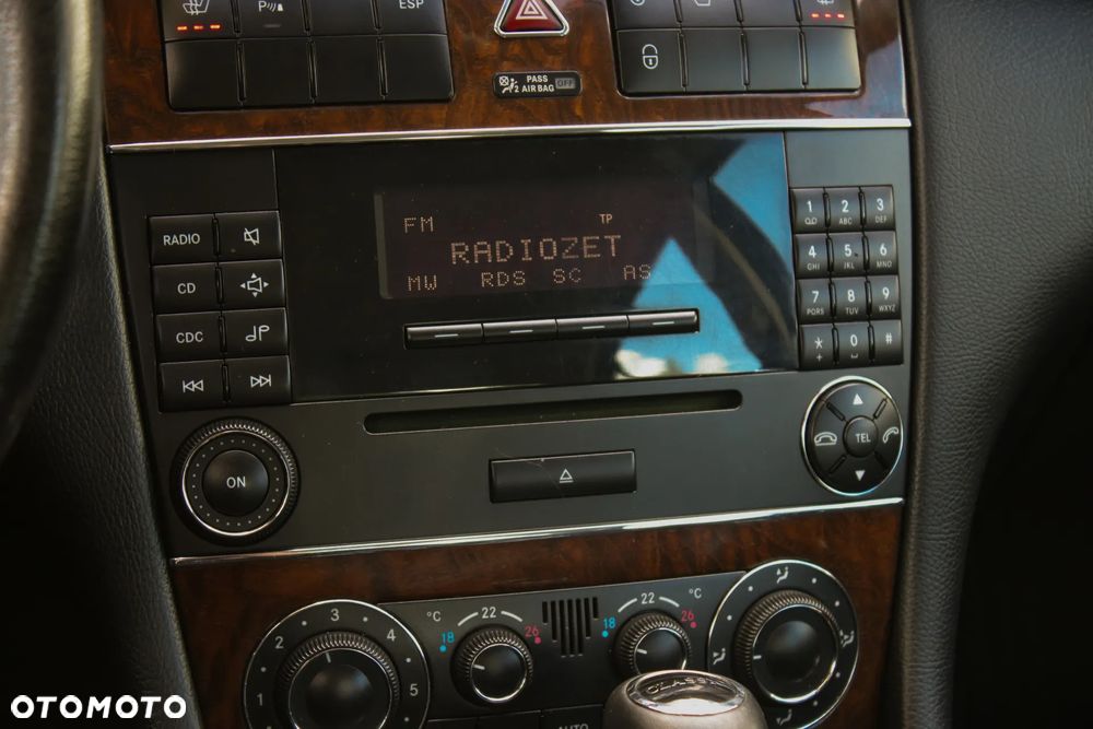 Mercedes-Benz Klasa C 180 Kompressor Automatik Classic - 27