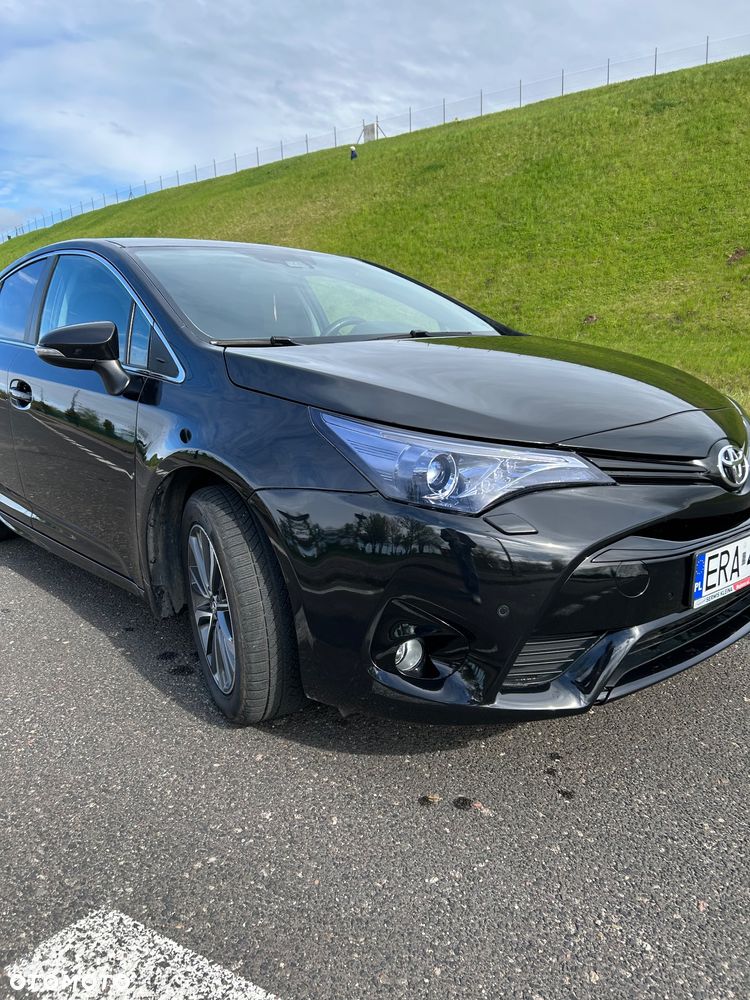 Toyota Avensis 2.0 D-4D Prestige - 10