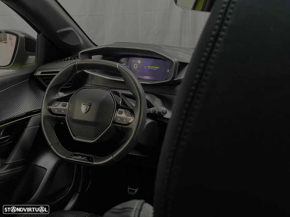 Peugeot 208 1.2 PureTech GT Line - 6