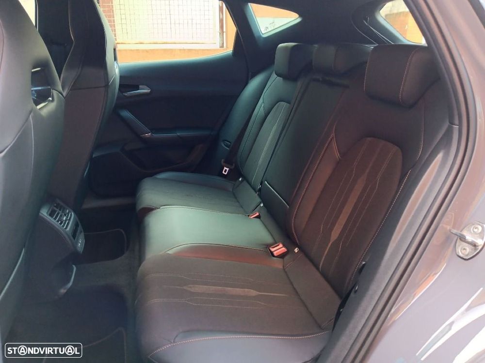 Cupra Formentor 1.4 e-Hybrid DSG VZ - 34