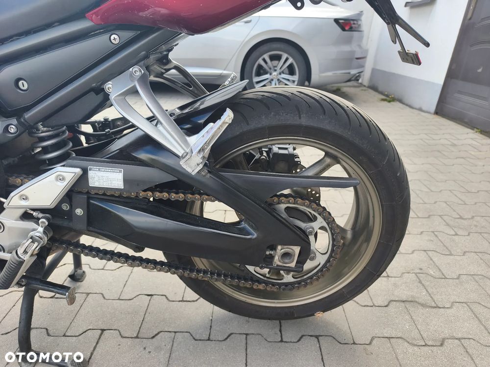 Yamaha FZ - 14