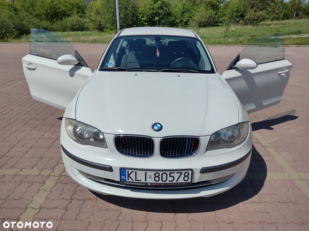 BMW Seria 1 116i - 8