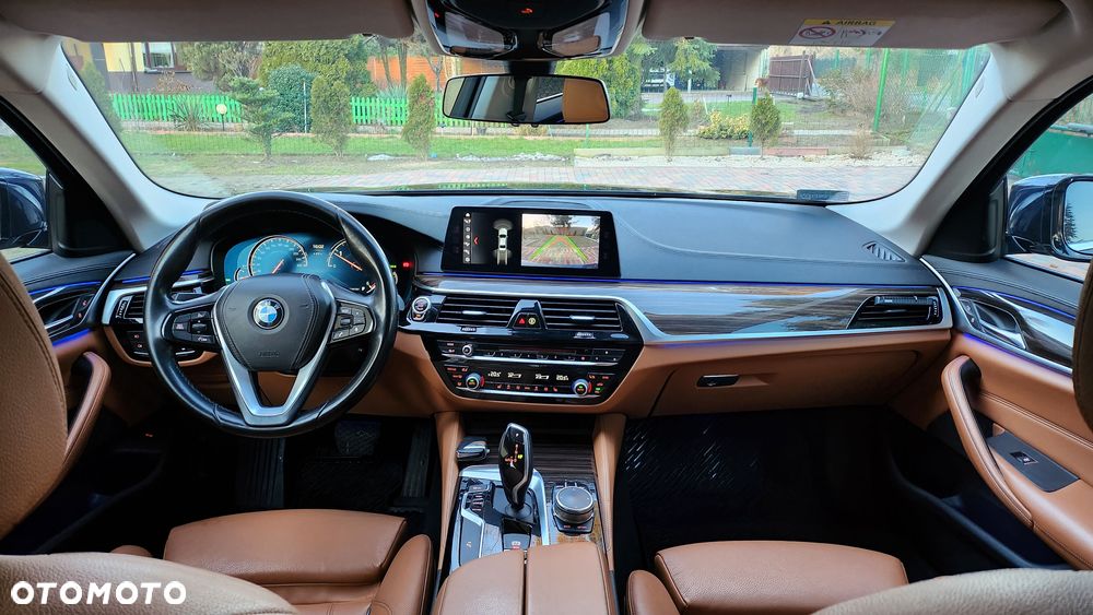 BMW Seria 5 520d xDrive Luxury Line - 12