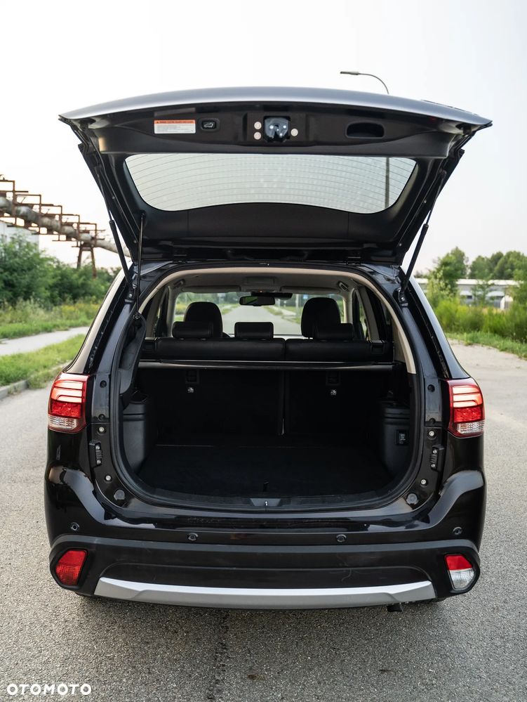 Mitsubishi Outlander - 29