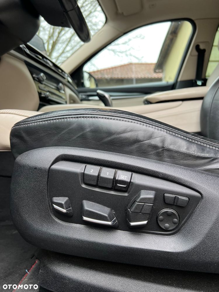 BMW X6 xDrive30d - 13