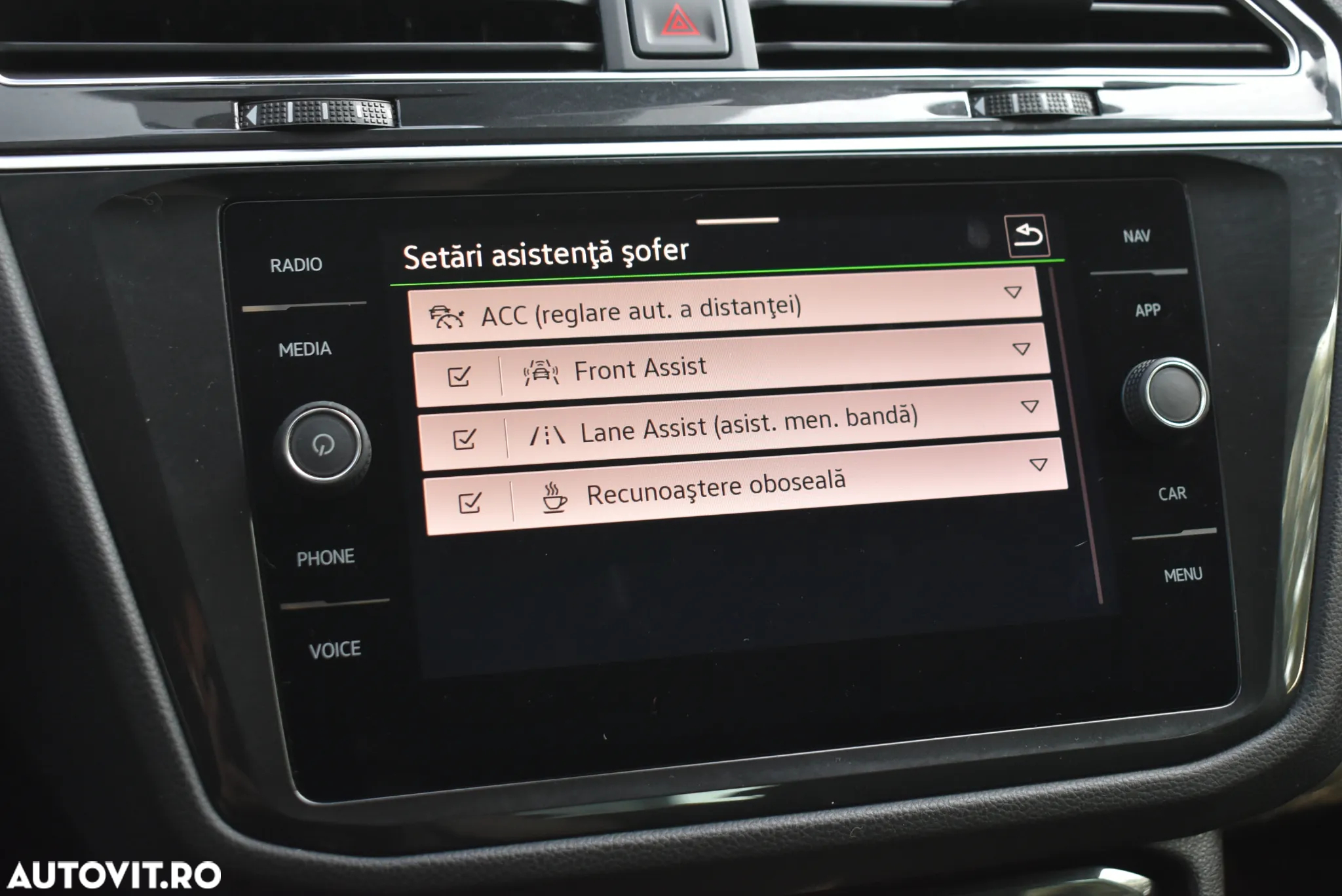 Volkswagen Tiguan 1.5 TSI ACT DSG Comfortline - 8