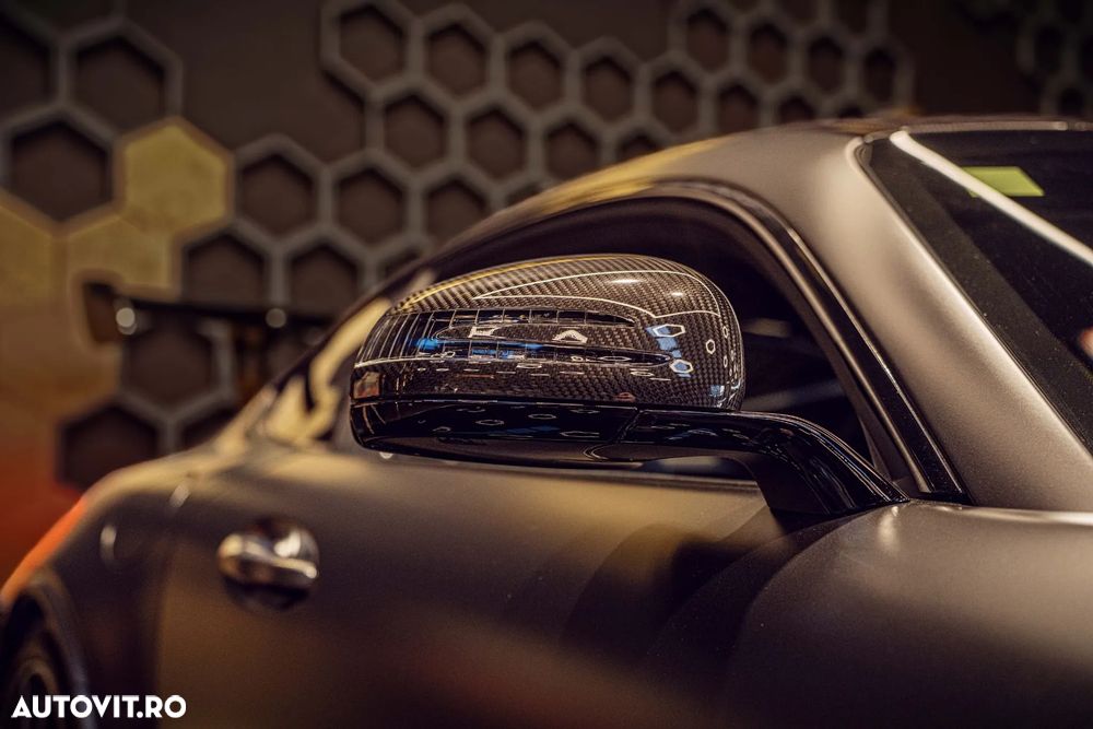 Mercedes-Benz AMG GT - 12