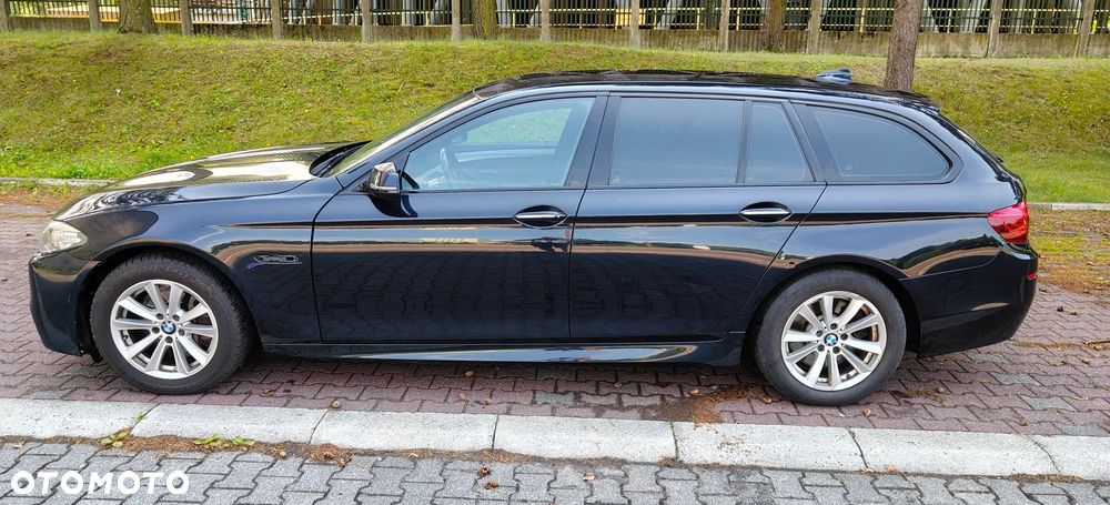 BMW Seria 5 530d xDrive Modern Line - 2