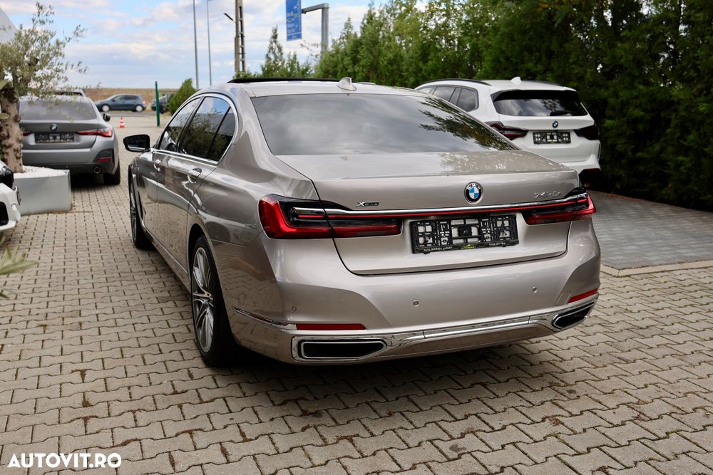 BMW Seria 7 745Le xDrive AT PHEV - 7